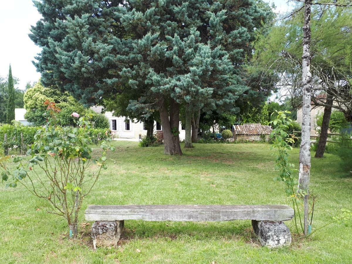 Chateau Vieux Mougnac Petit-Palais-et-Cornemps Kültér fotó